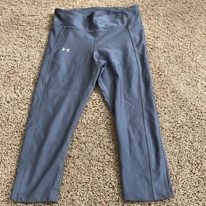 under armor capris size medium